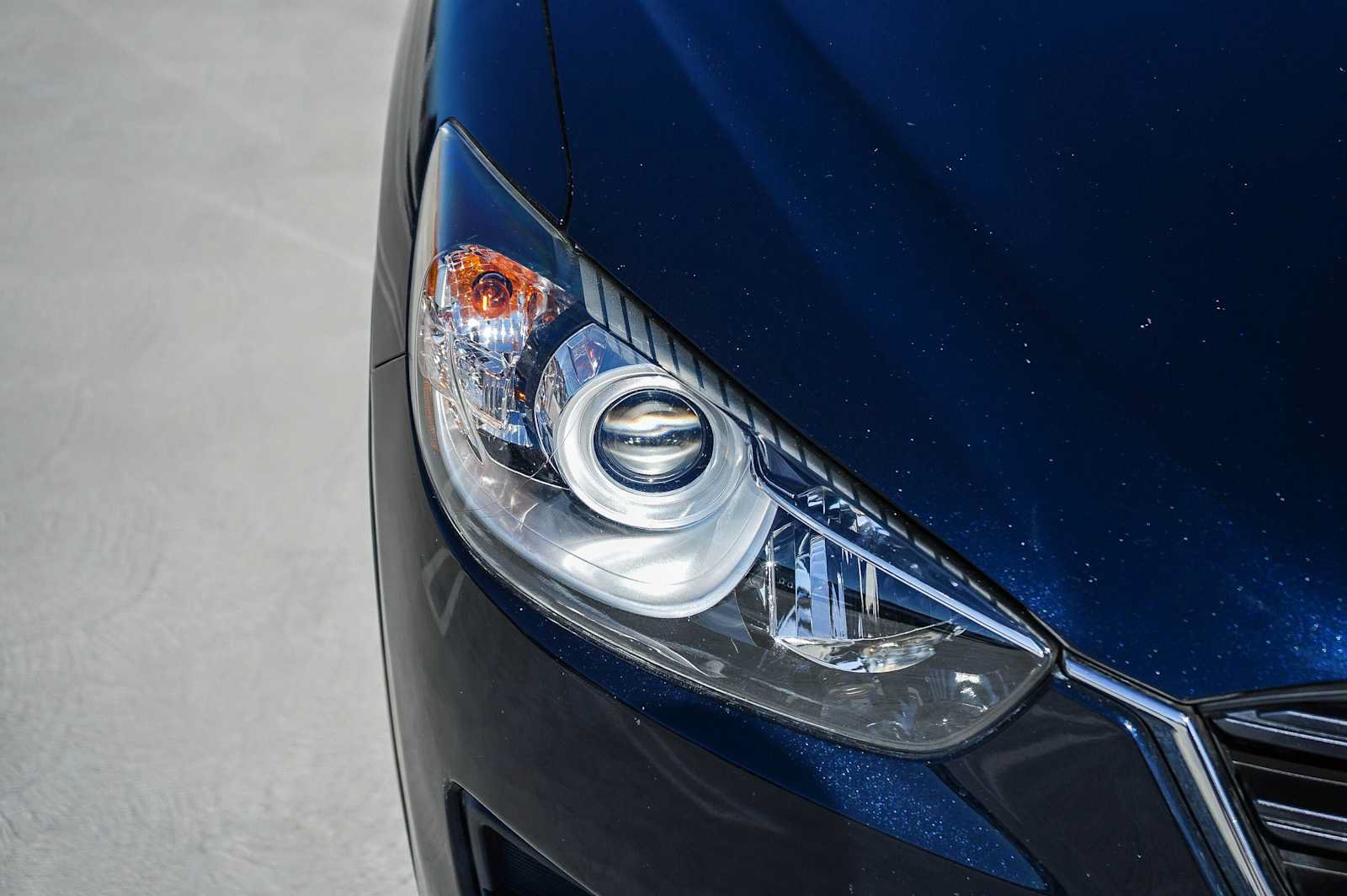 Used 2016 MAZDA CX-5 Touring FWD image 3