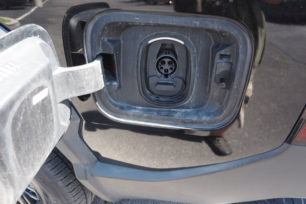 Used 2024 Chevrolet Silverado EV W/T AWD/4WD image 18