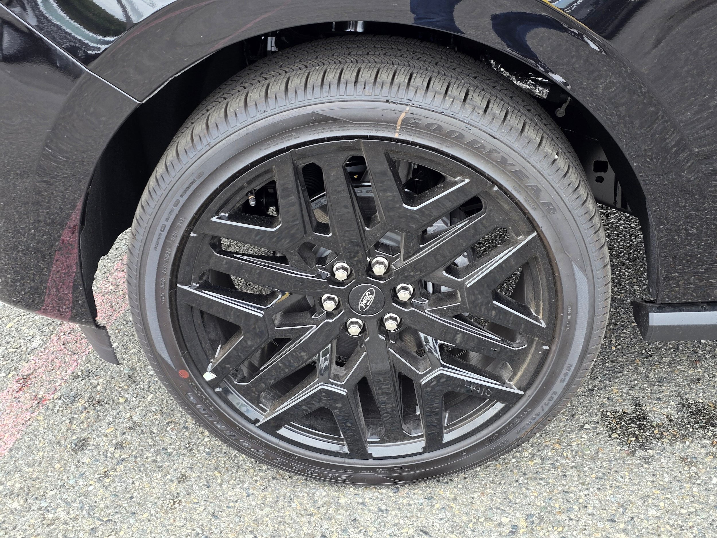 New 2027 Ford Expedition Platinum w/ Stealth Performance Package AWD/4WD image 9