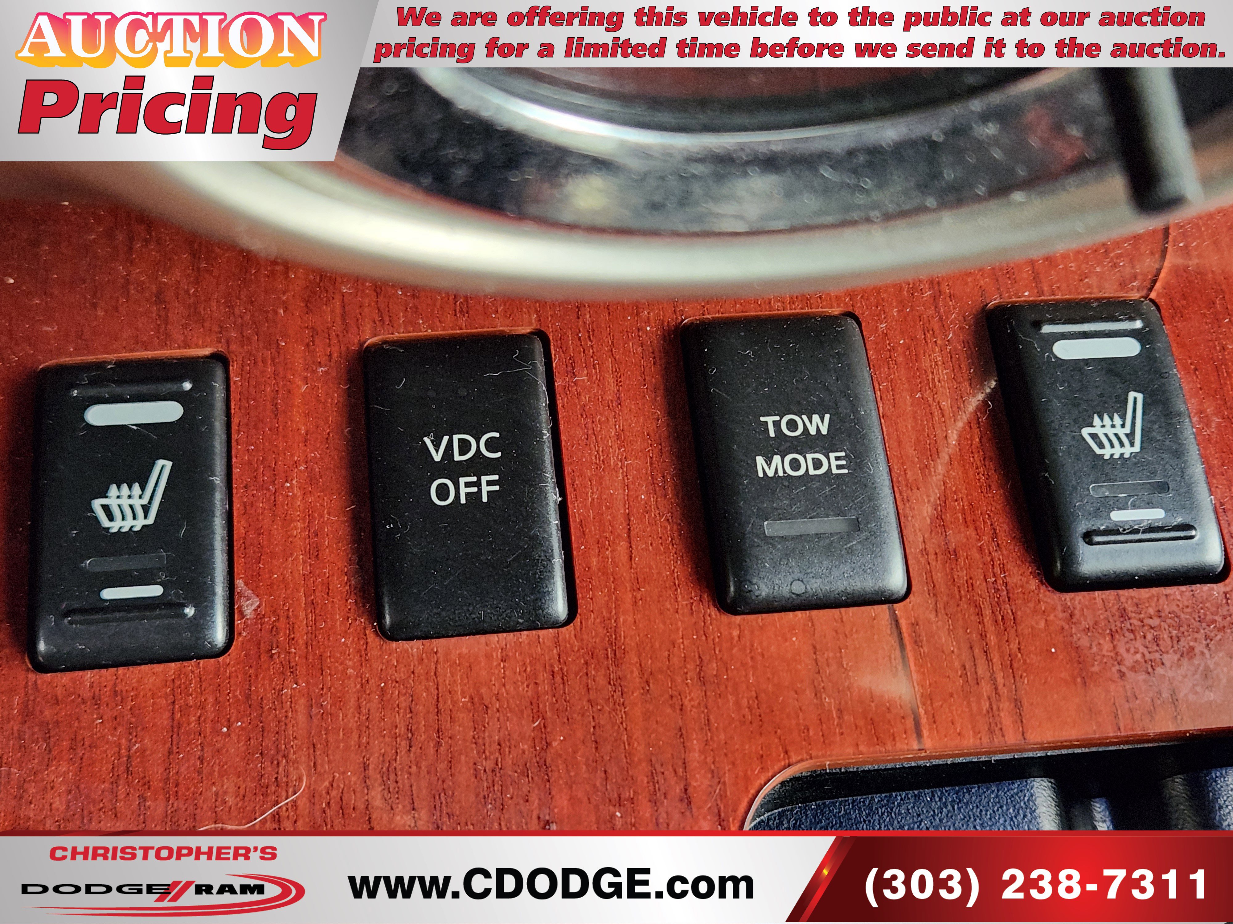 Used 2004 INFINITI QX56 4WD w/ Smart Vision Pkg image 28