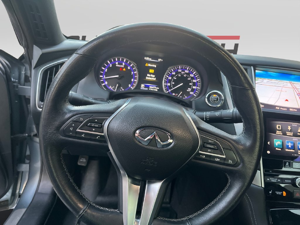 Used 2017 INFINITI Q60 3.0t w/ Premium Plus Package 3.0T AWD/4WD image 12