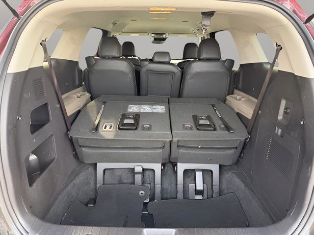 Used 2025 Kia Carnival image 52
