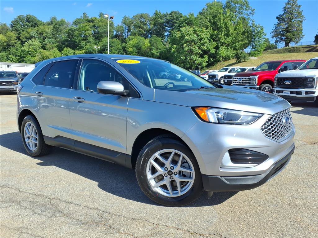 Used 2023 Ford Edge SEL