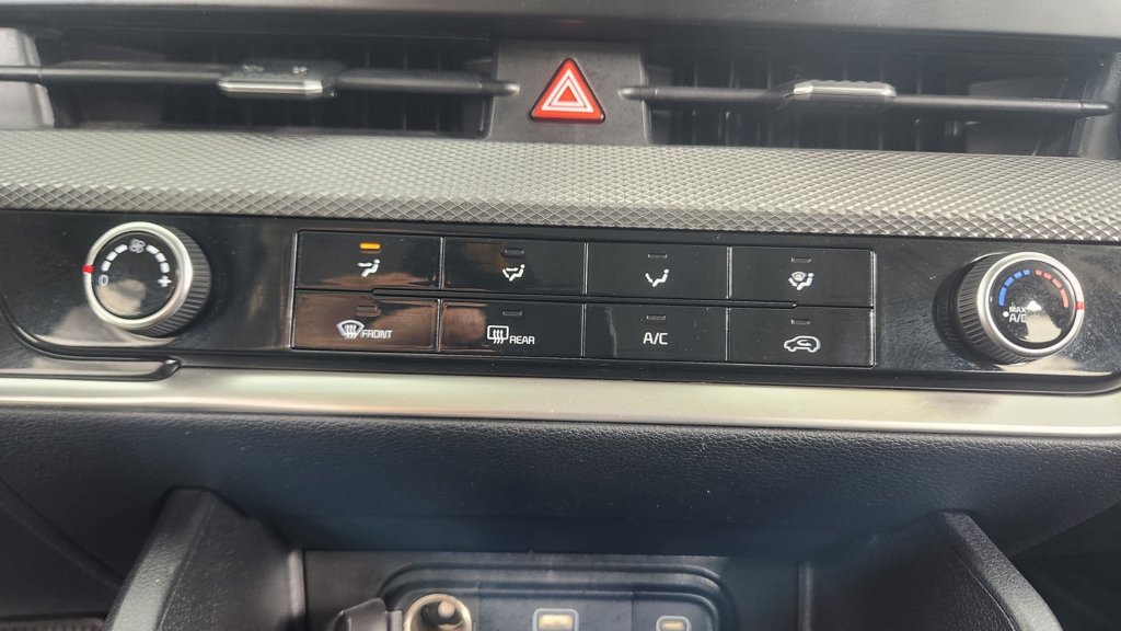 Used 2023 Kia Sportage LX FWD image 26