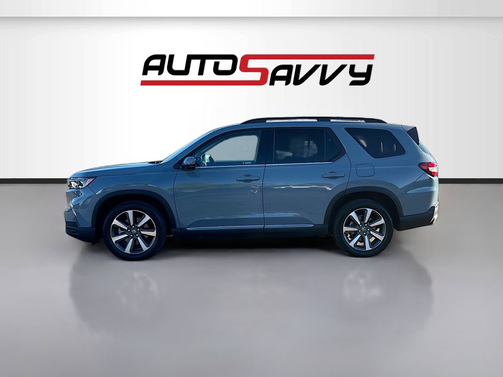 Used 2024 Honda Pilot Touring image 4
