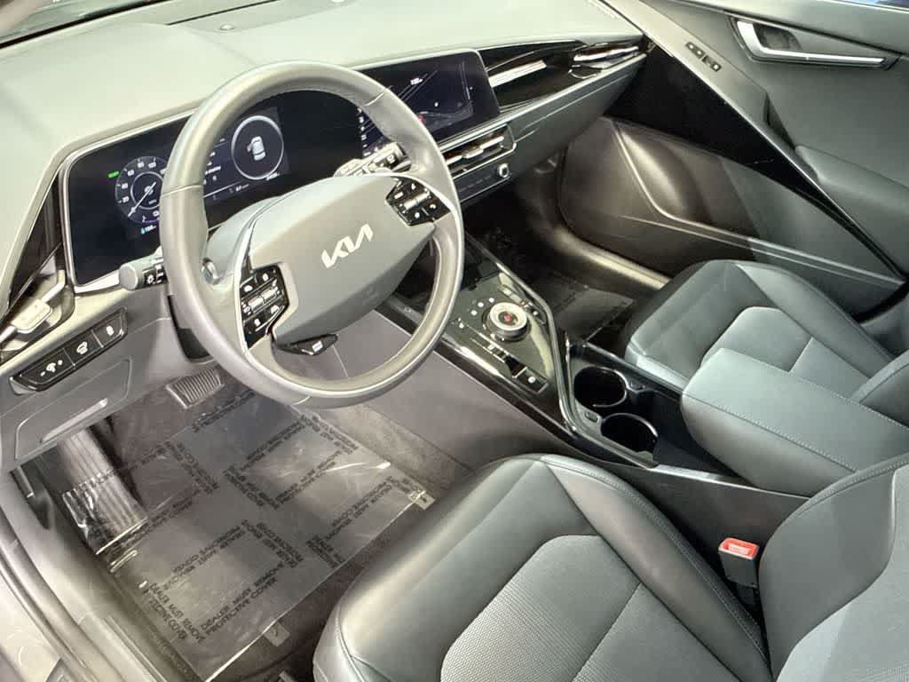 Used 2025 Kia Niro Wind FWD image 13