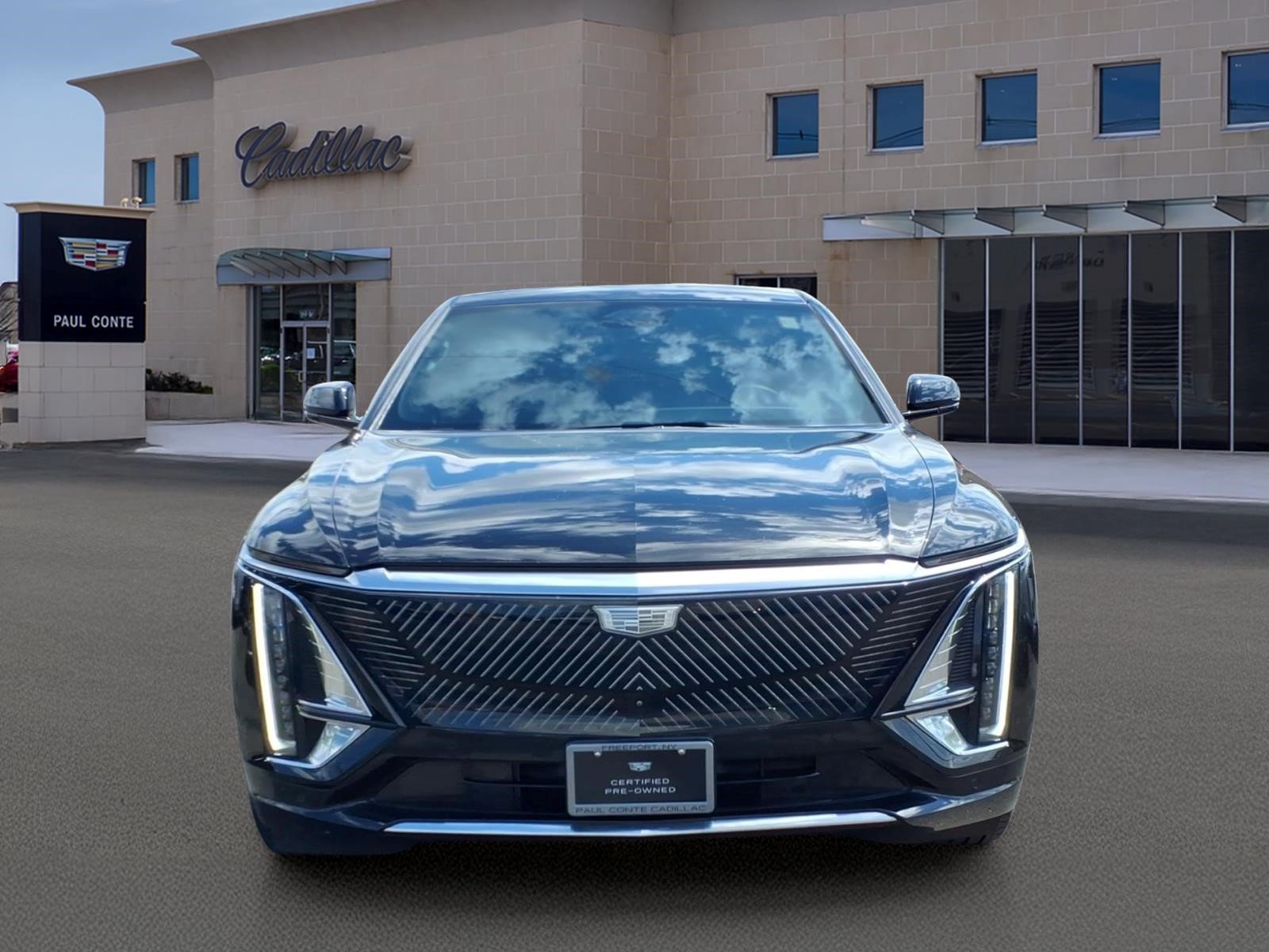 Certified 2024 Cadillac Lyriq Luxury w/ LPO, Floor Liner Package AWD/4WD image 2