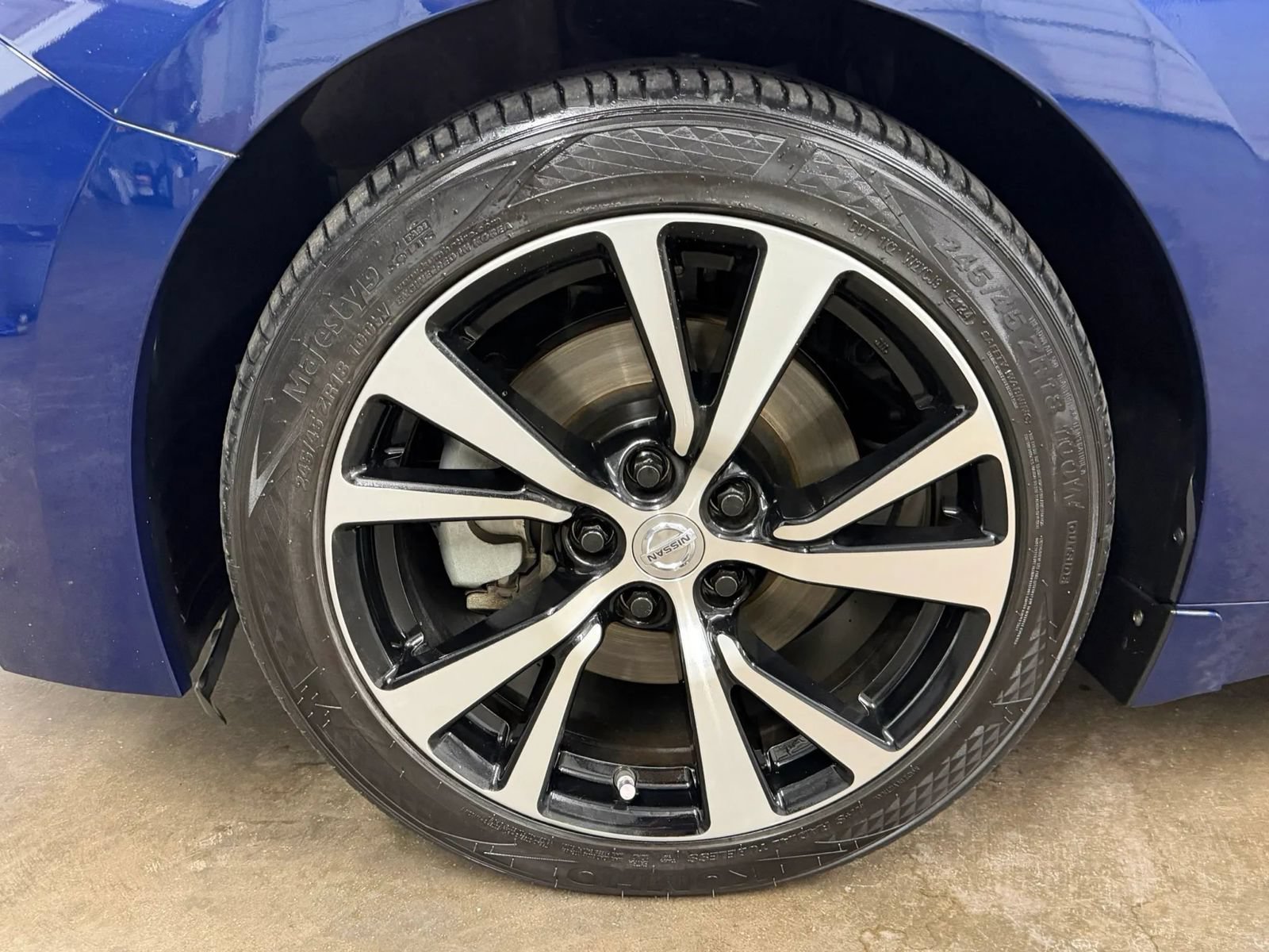 Used 2017 Nissan Maxima 3.5 SV FWD image 17