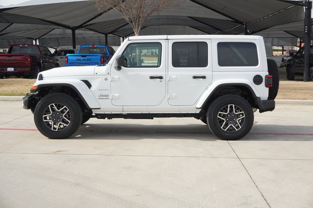 Used 2024 Jeep Wrangler Sahara image 2