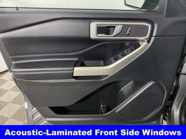 Used 2022 Ford Explorer XLT w/ Equipment Group 202A image 13
