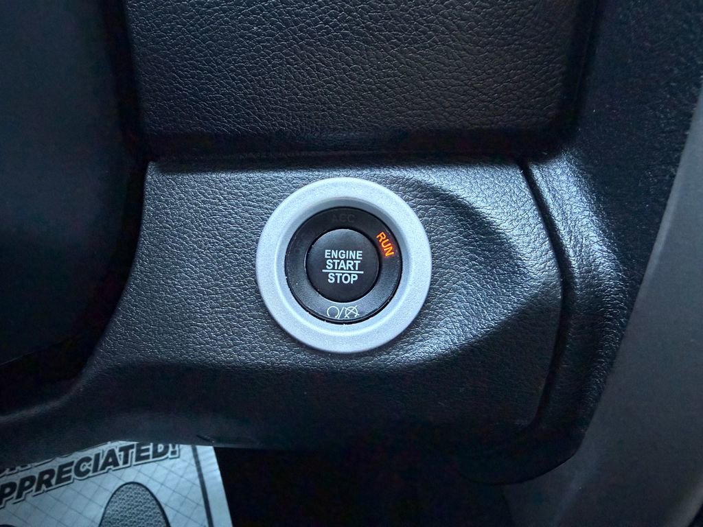 Used 2017 RAM 1500 Laramie w/ Convenience Group image 28