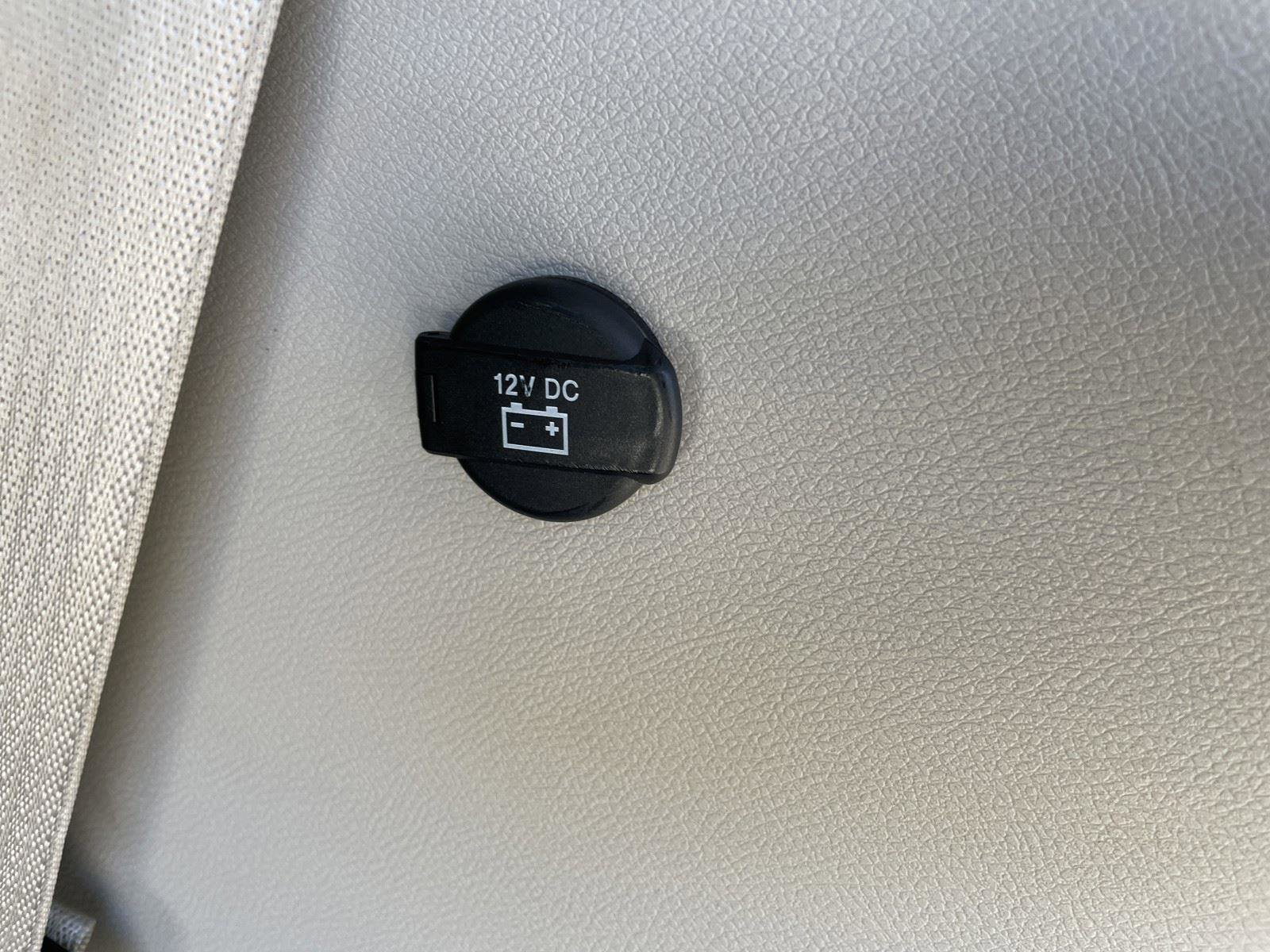 Used 2023 Chrysler Pacifica Touring-L image 45