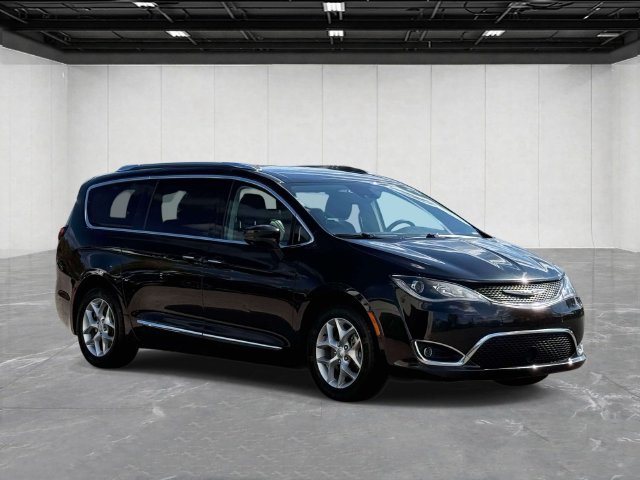 Certified 2019 Chrysler Pacifica Touring-L Plus FWD image 3