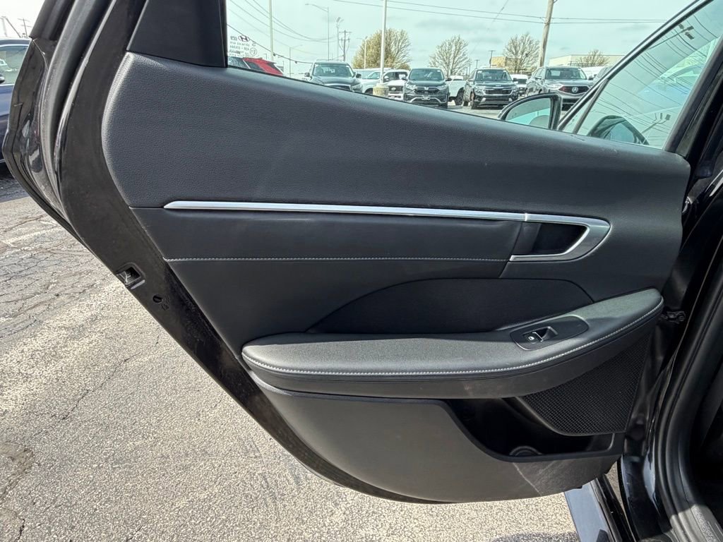 Used 2020 Hyundai Sonata Limited FWD image 19