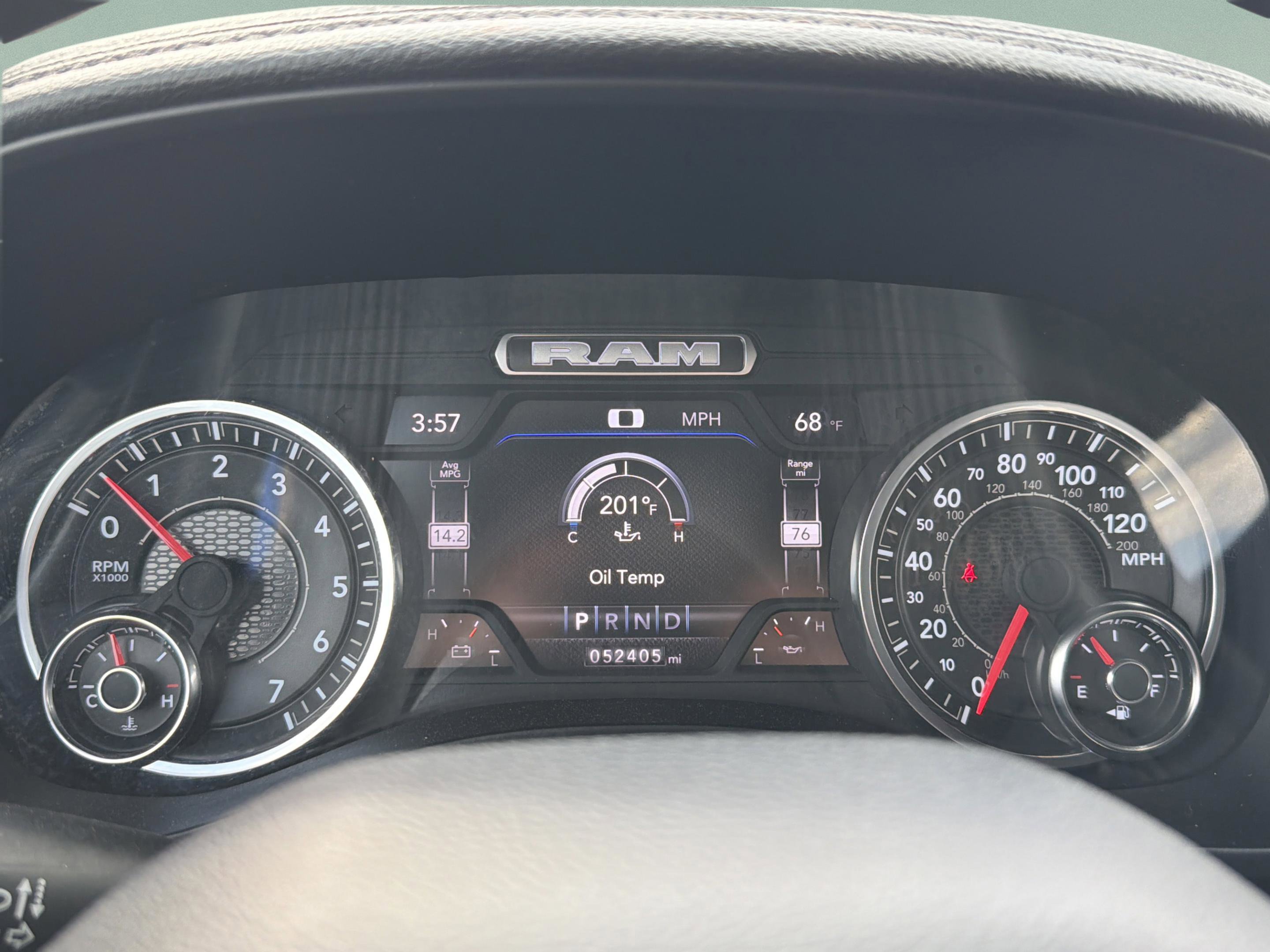 Used 2024 RAM 1500 Laramie image 28