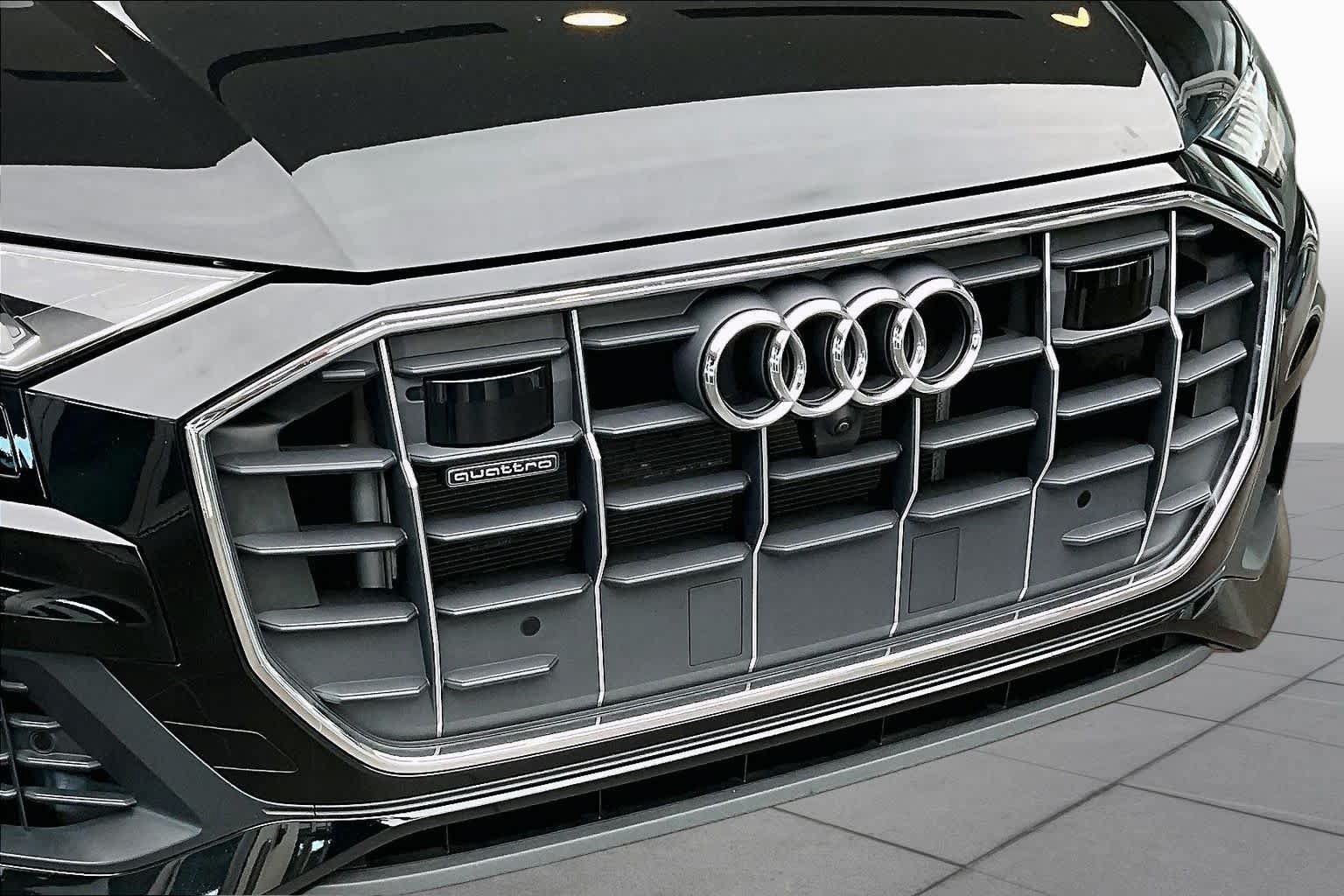 Used 2023 Audi Q8 Premium Plus AWD/4WD image 32