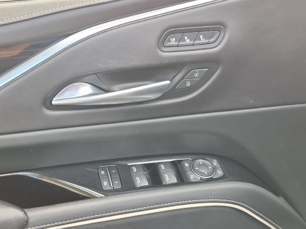 Certified 2023 Cadillac Escalade V AWD/4WD image 22
