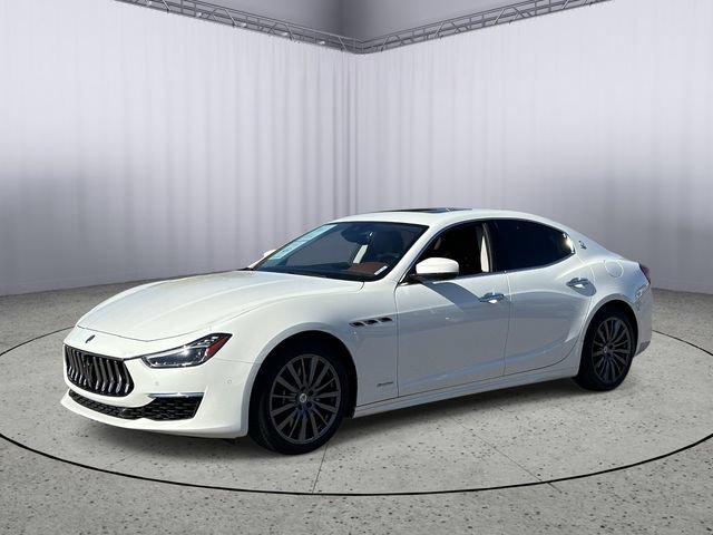 Used 2021 Maserati Ghibli S GranLusso RWD image 2
