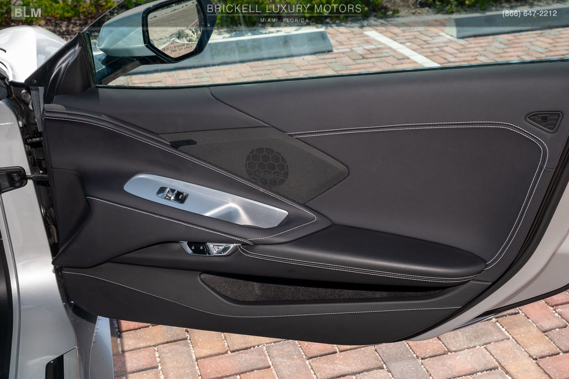 Used 2020 Chevrolet Corvette Stingray Coupe w/ Z51 Performance Package image 11