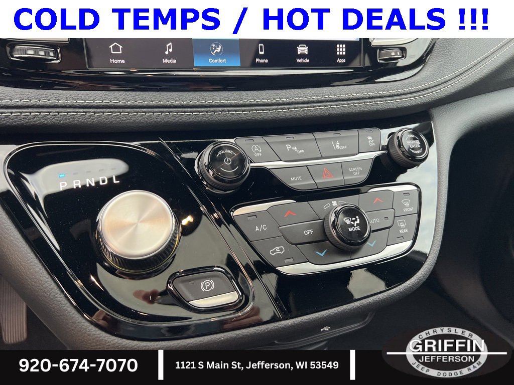 New 2026 Chrysler Pacifica Select w/ S Appearance Package image 17