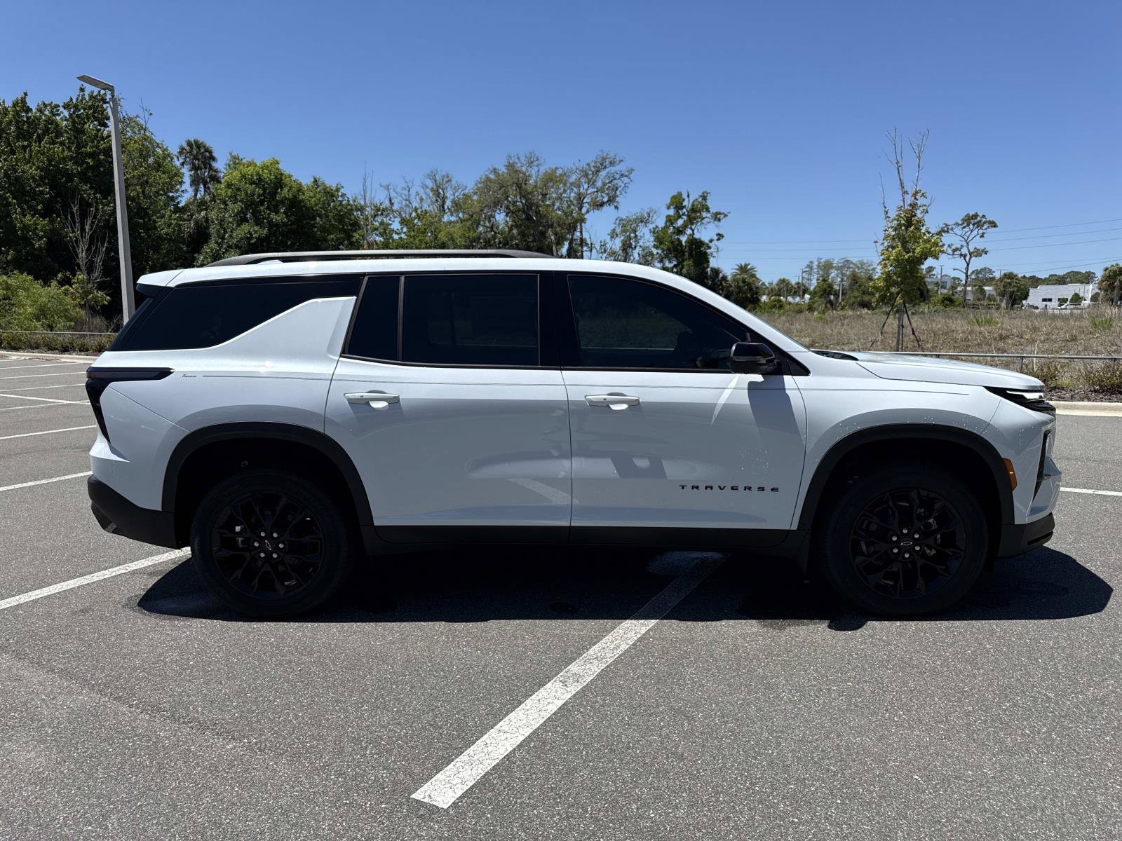 New 2026 Chevrolet Traverse LT w/ Midnight/Sport Edition FWD image 2
