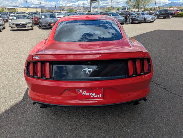 Used 2015 Ford Mustang Premium RWD image 4