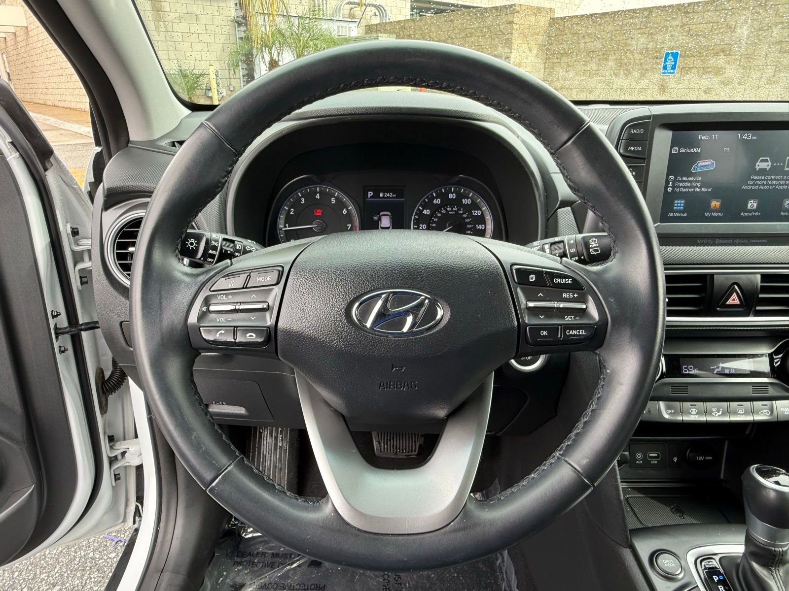 Used 2020 Hyundai Kona Limited image 24