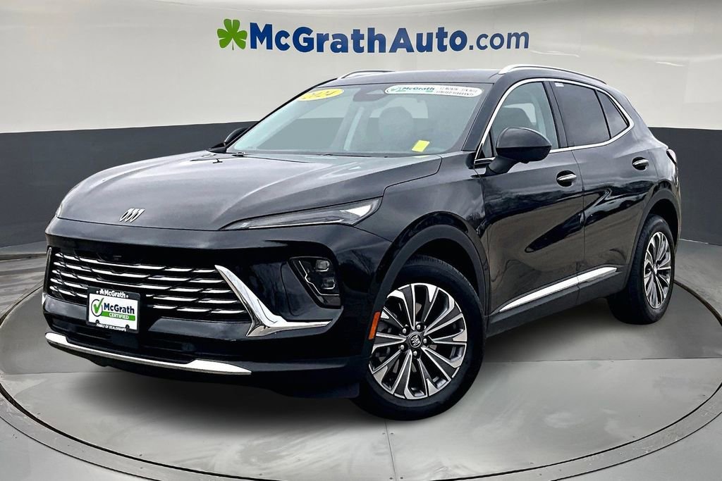 Used 2024 Buick Envision Preferred image 3