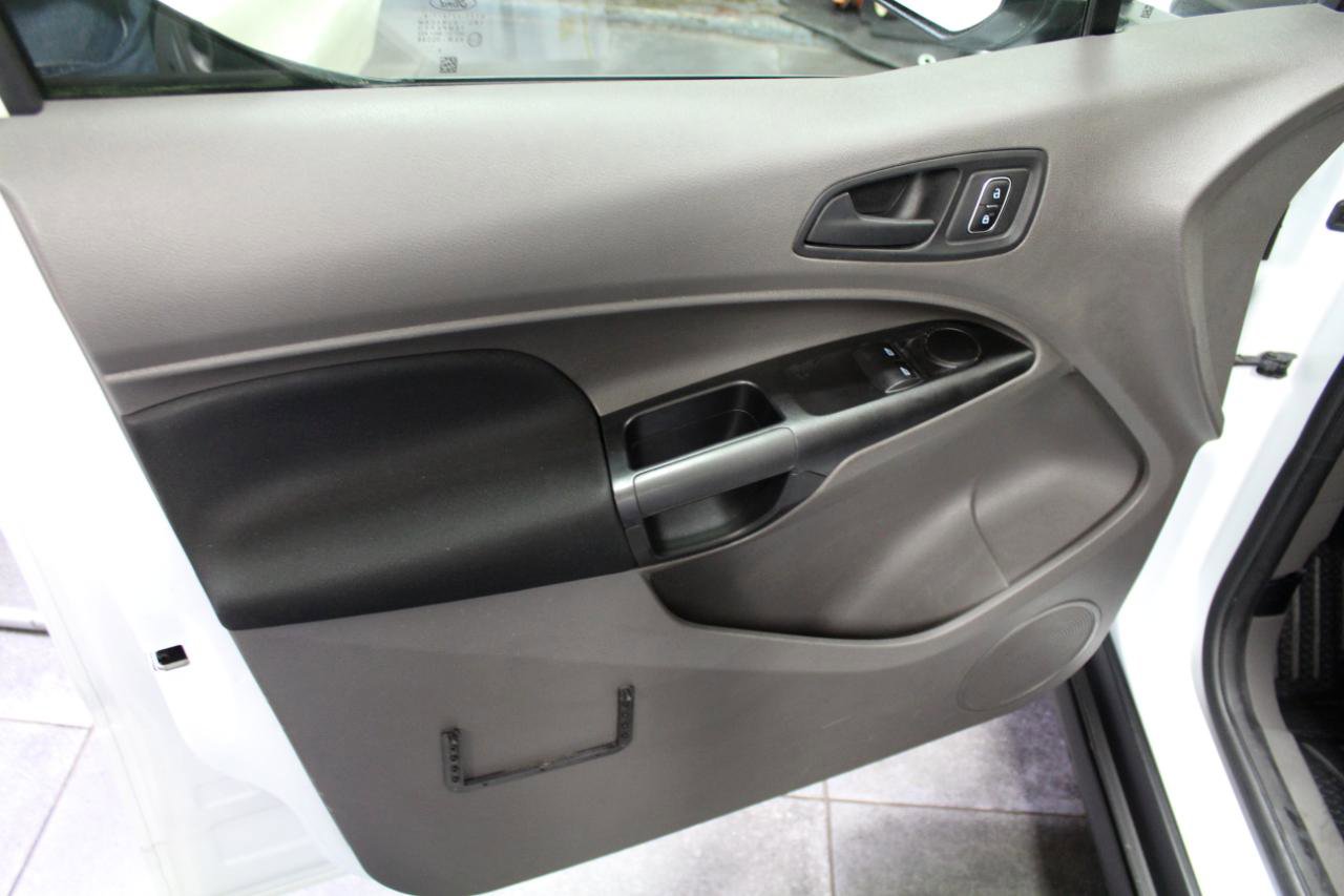 Used 2020 Ford Transit Connect XL image 17