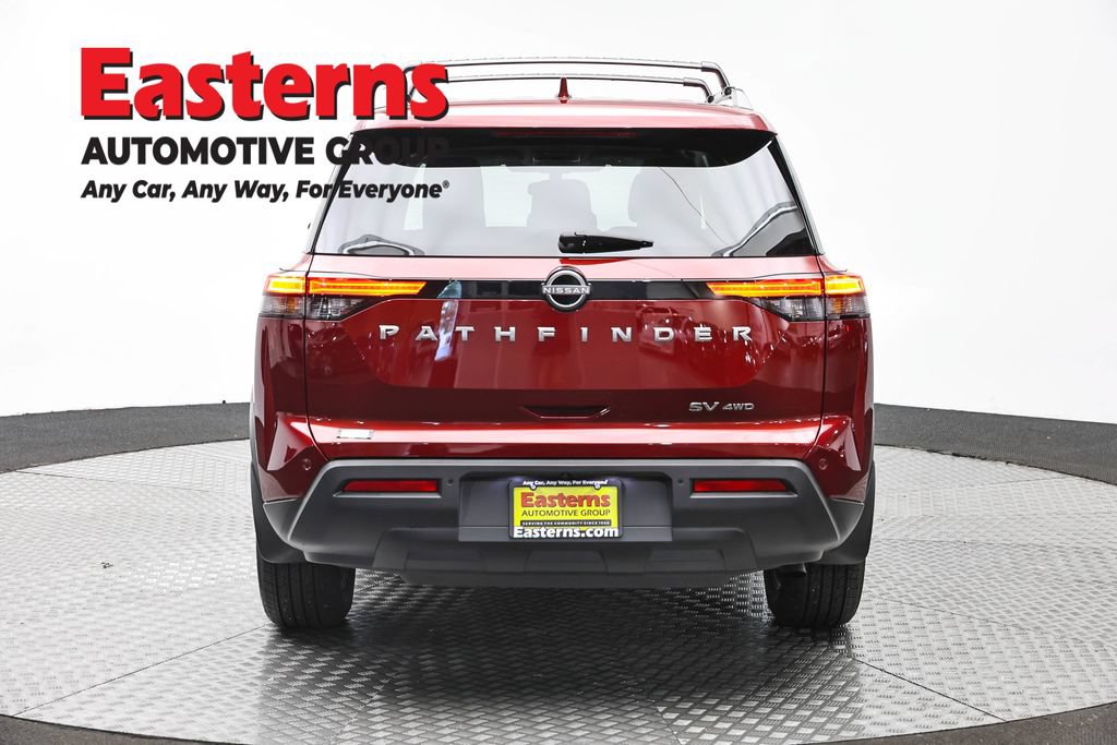 Used 2024 Nissan Pathfinder SV AWD/4WD image 6