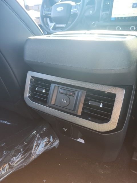 New 2026 Ford F250 Platinum image 28