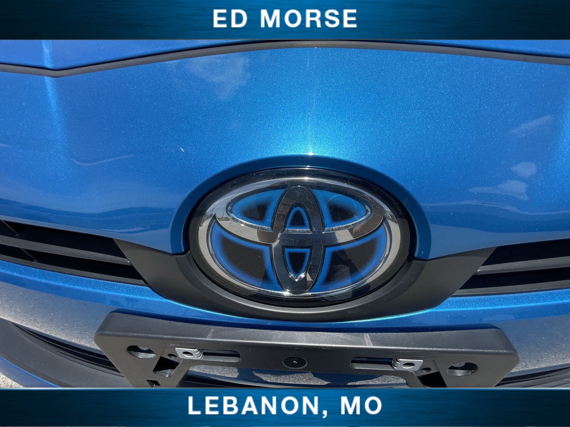 Used 2020 Toyota Prius XLE w/ Carpet Mat Package FWD image 28