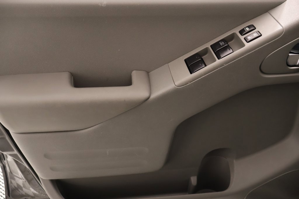 Used 2021 Nissan Frontier SV image 15