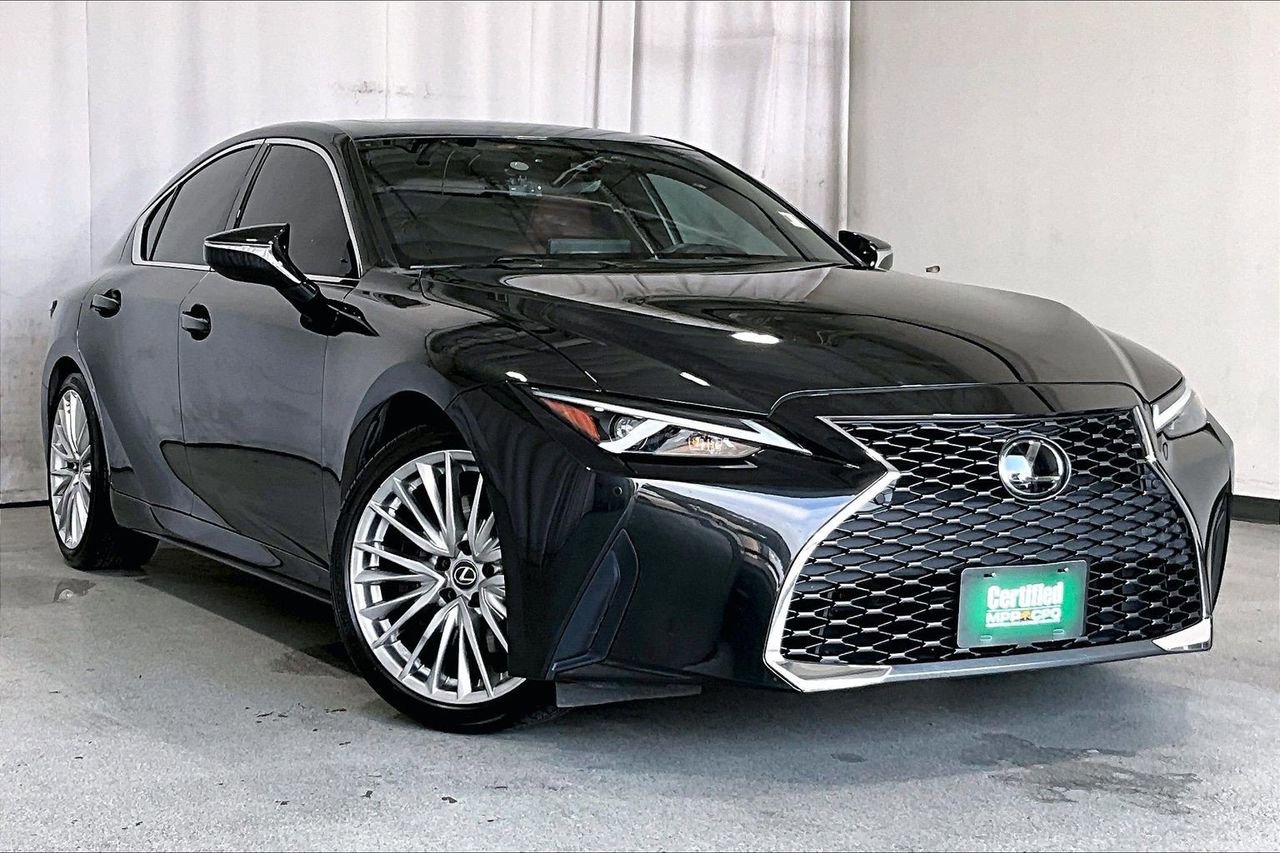 Used 2023 Lexus IS 300 w/ Premium Package image 34