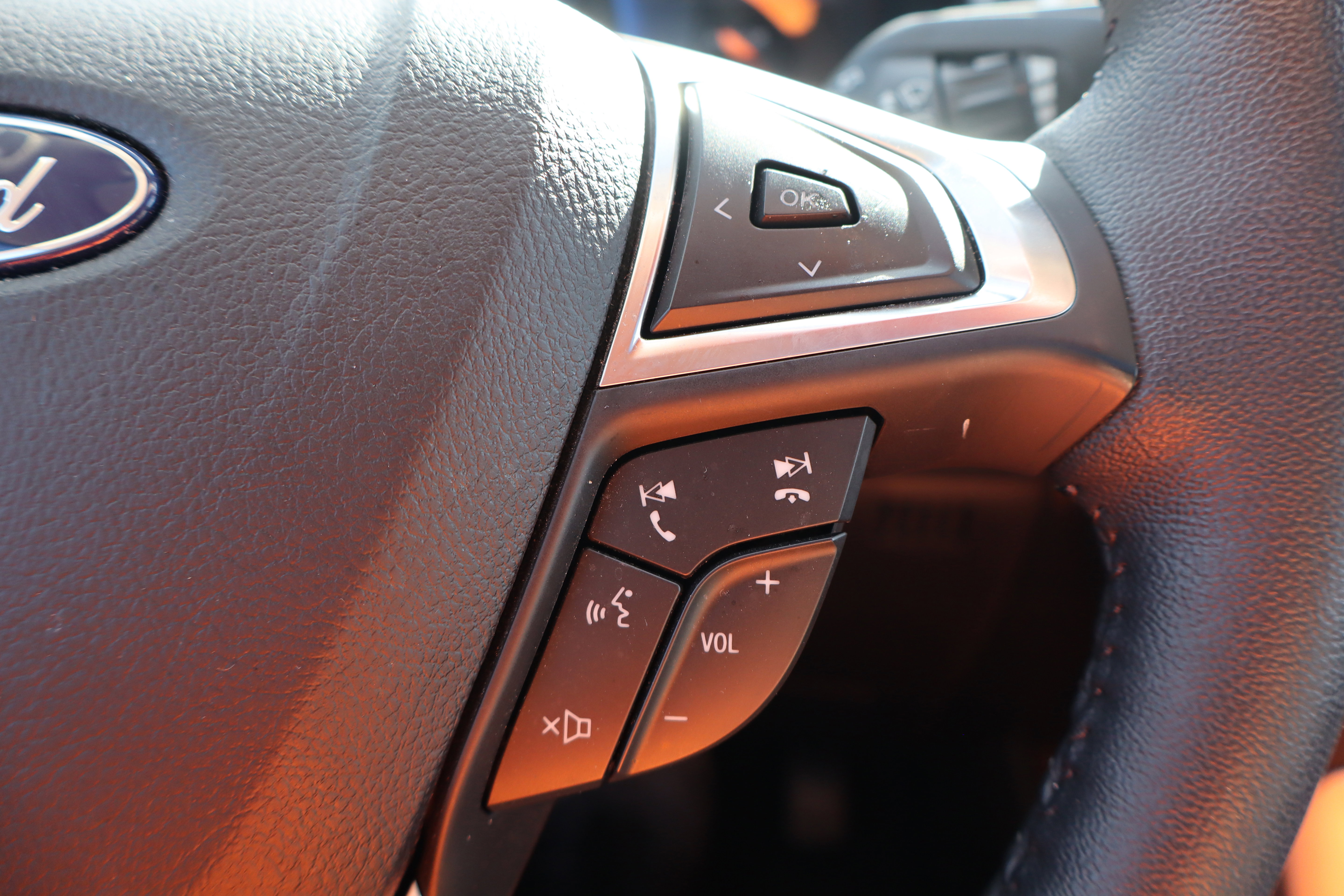 Used 2023 Ford Edge SEL w/ Convenience Package AWD/4WD image 18
