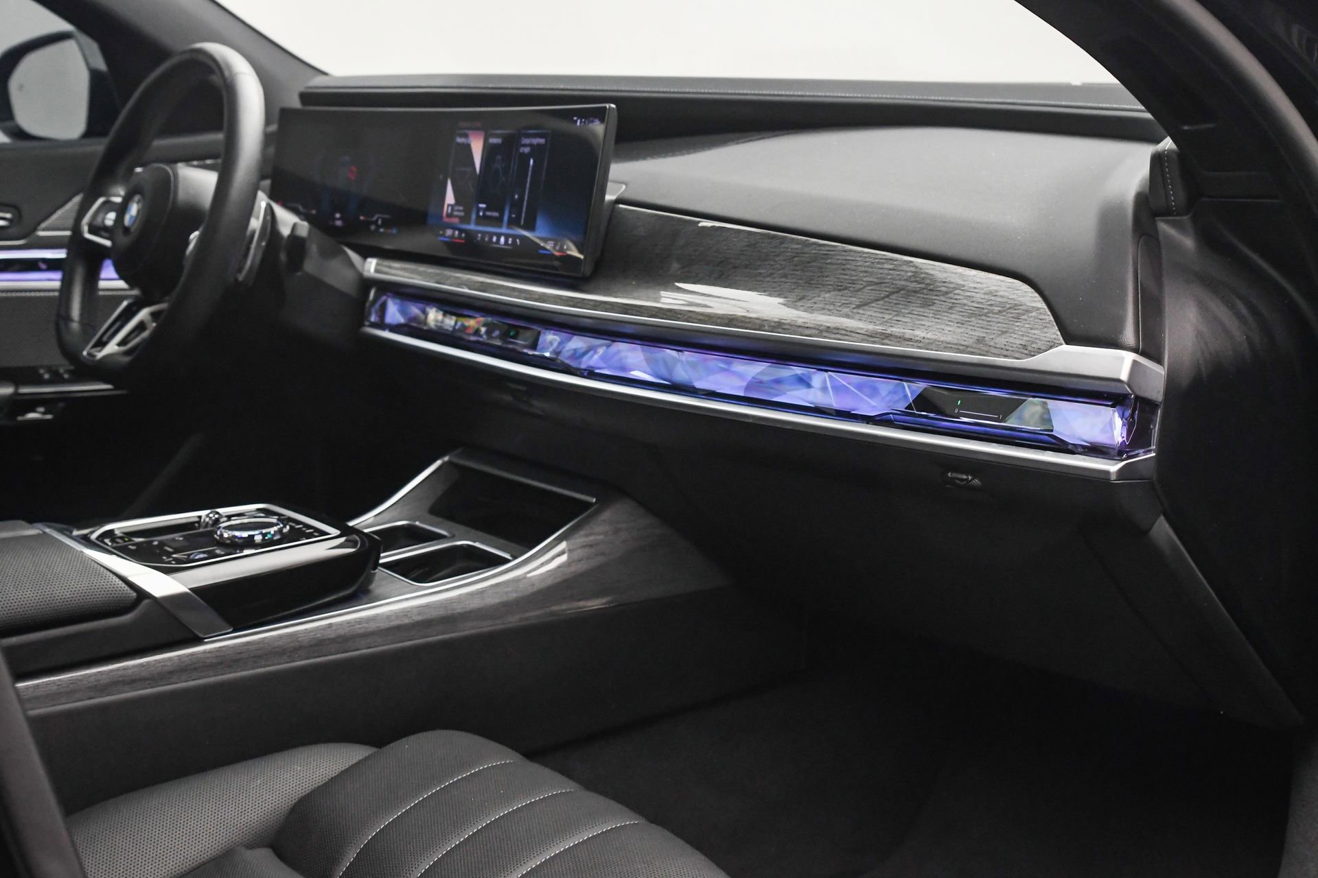 Used 2024 BMW 760i xDrive 760i xDrive image 19