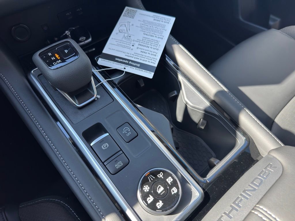 New 2026 Nissan Pathfinder SL w/ SL Premium Package image 24