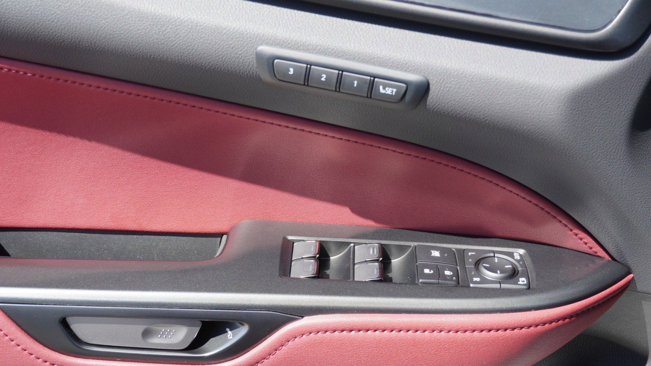 Used 2025 Lexus NX 250 FWD w/ Accessory Package (Z1) image 22