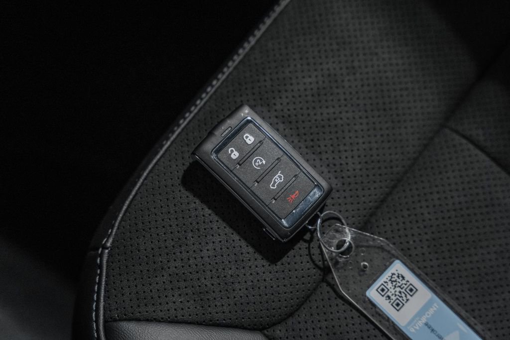 New 2025 Jeep Grand Cherokee Altitude image 42