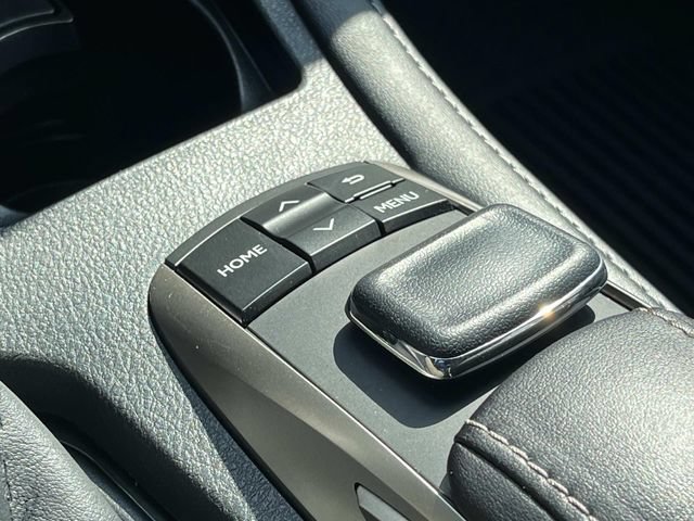 Used 2017 Lexus ES 350 w/ Luxury Package FWD image 37