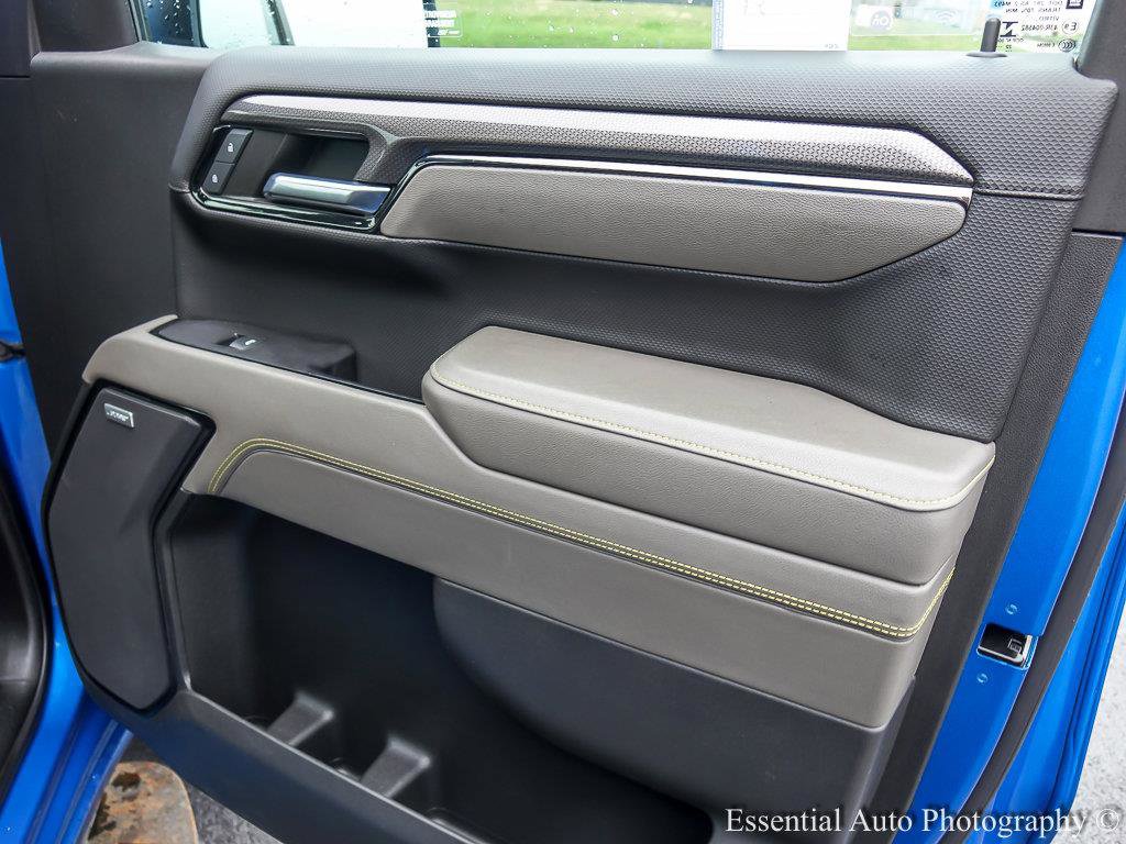 Certified 2023 Chevrolet Silverado 1500 ZR2 w/ Technology Package AWD/4WD image 39