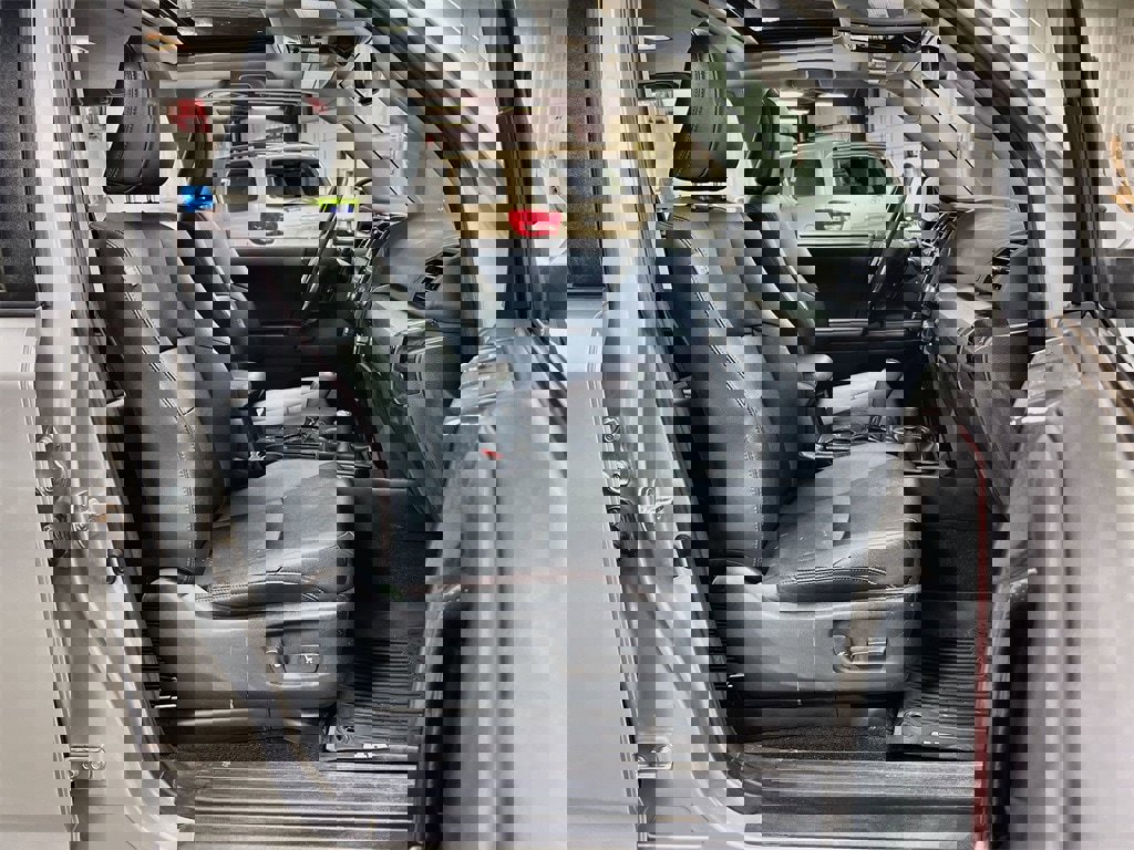 Used 2020 Toyota 4Runner Venture w/ Moonroof Package image 27