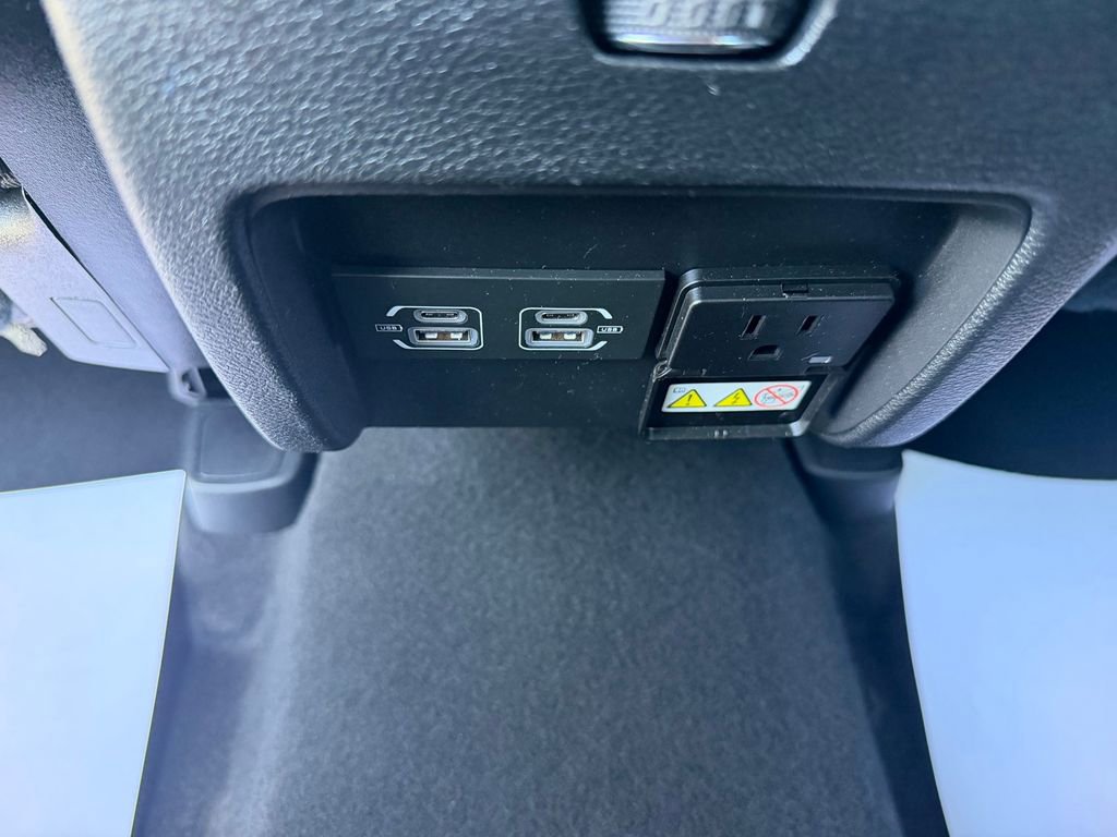 Certified 2022 Jeep Cherokee Limited image 37