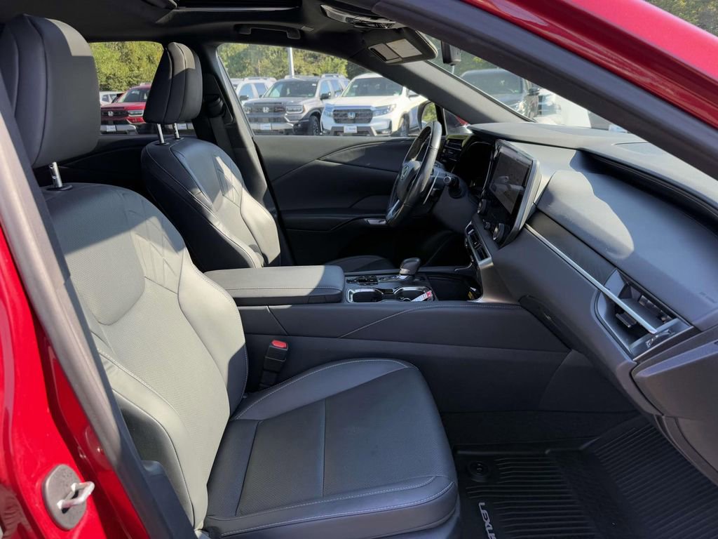 Used 2023 Lexus RX 350 Premium image 15