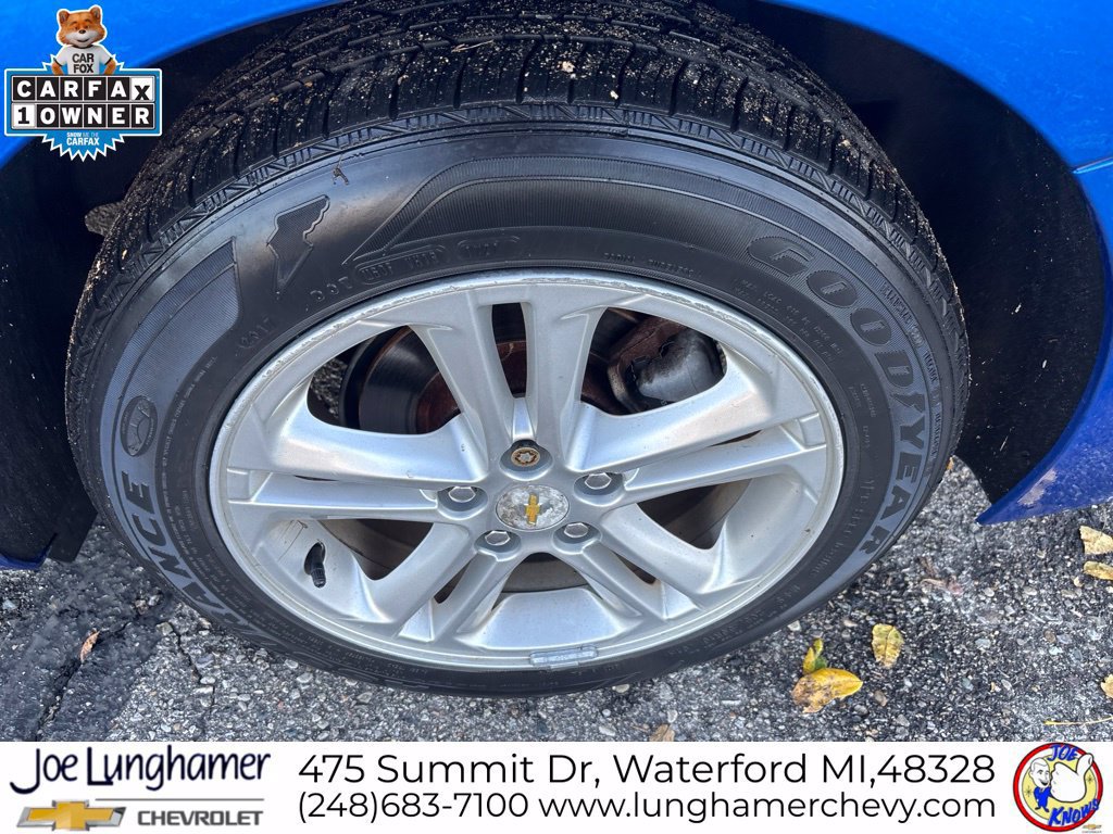 Used 2017 Chevrolet Cruze LT w/ Convenience Package FWD image 12