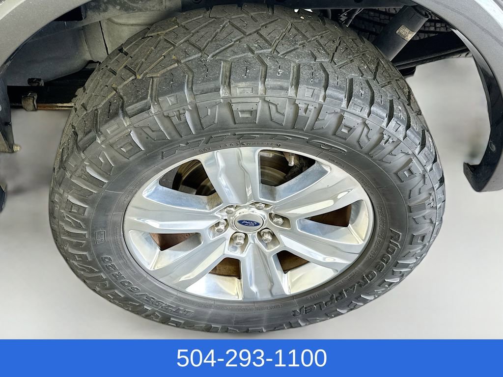 Used 2018 Ford F150 Platinum w/ Equipment Group 701A Luxury AWD/4WD image 33