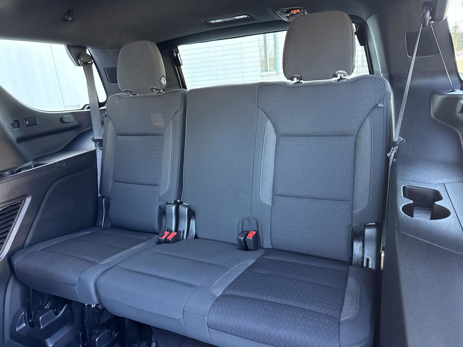 Used 2022 GMC Yukon SLE w/ Max Trailering Package image 14