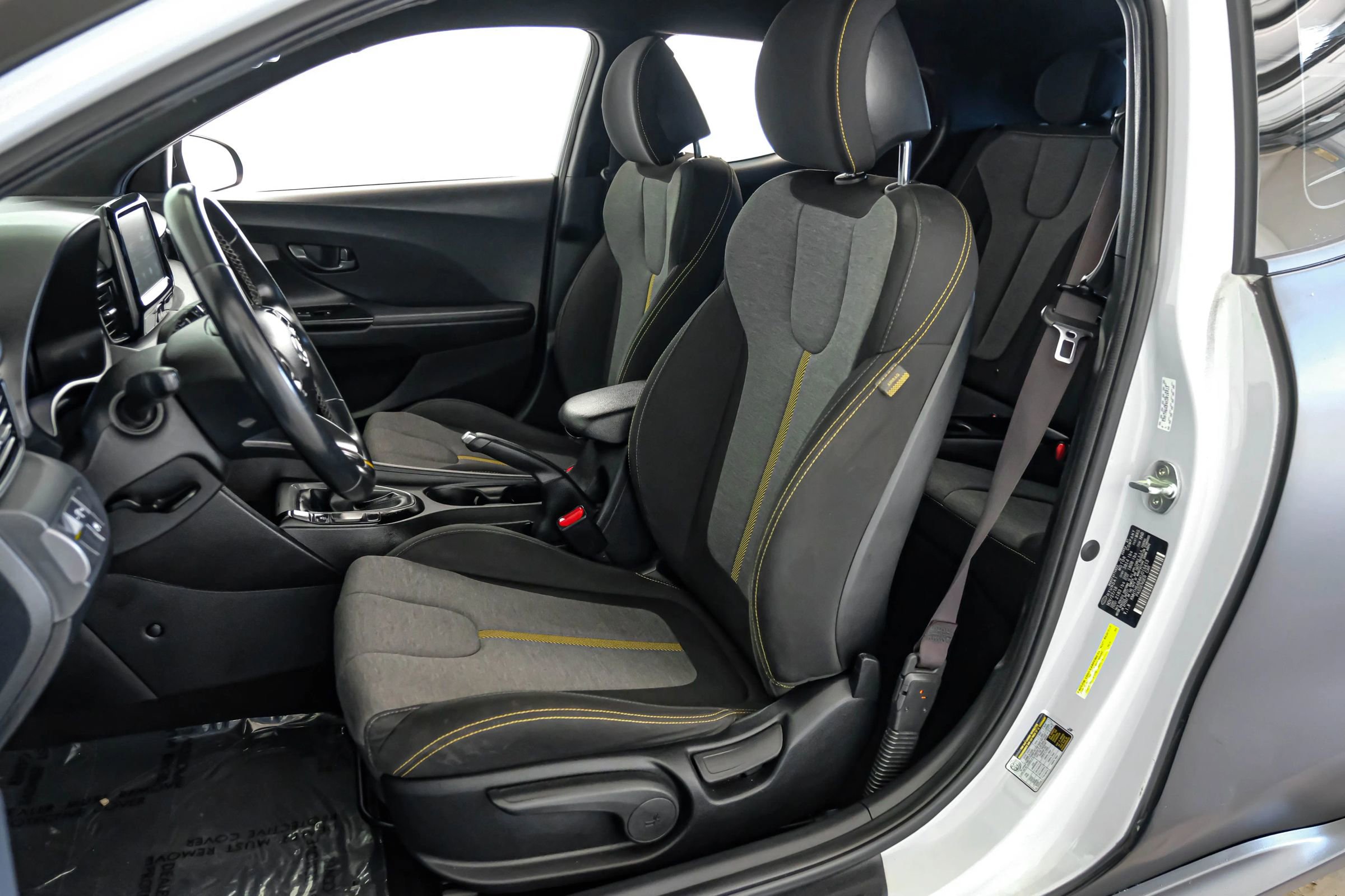 Used 2019 Hyundai Veloster Turbo R-Spec image 30