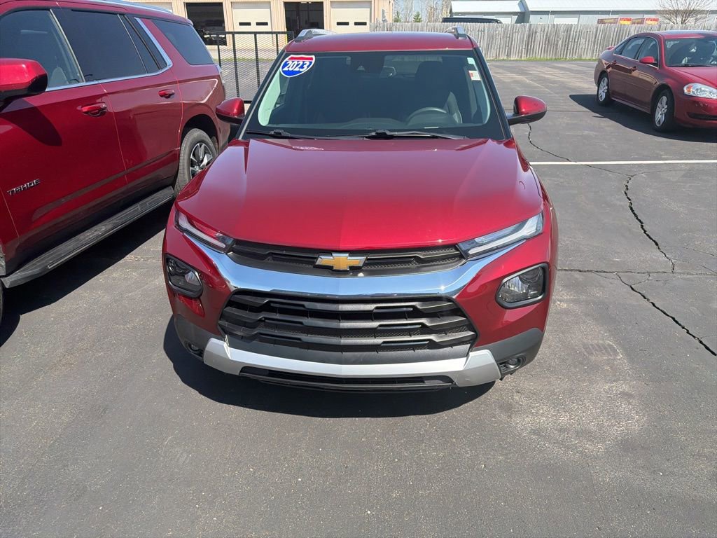 Used 2023 Chevrolet TrailBlazer LT w/ Convenience Package AWD/4WD image 11