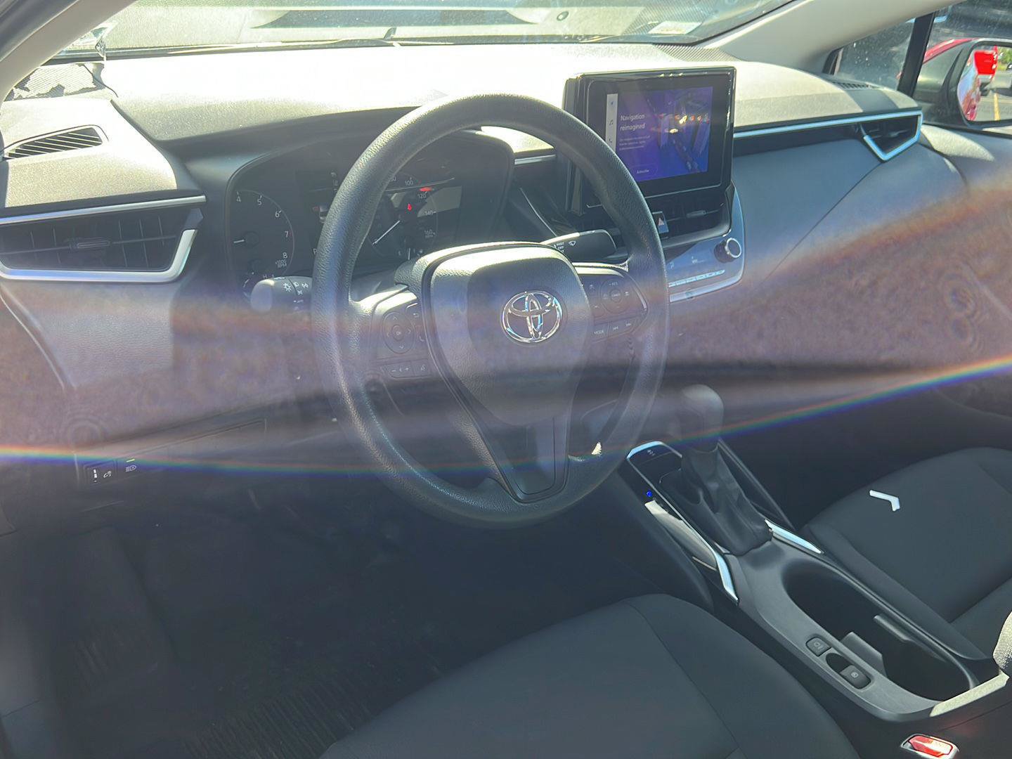 Used 2024 Toyota Corolla LE FWD image 4